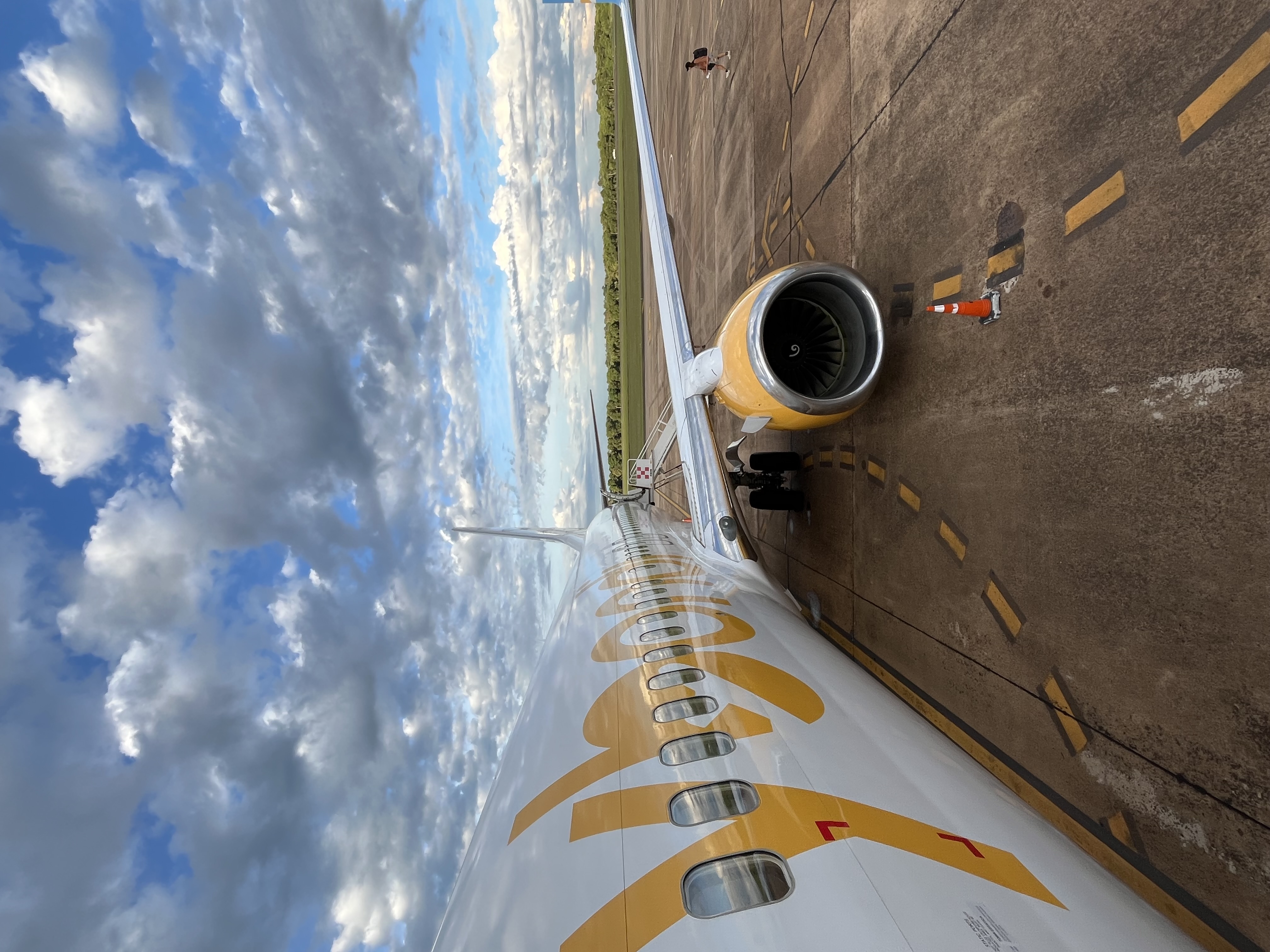 Medidas de equipaje en Flybondi: cuánto podés llevar y qué te pueden cobrar