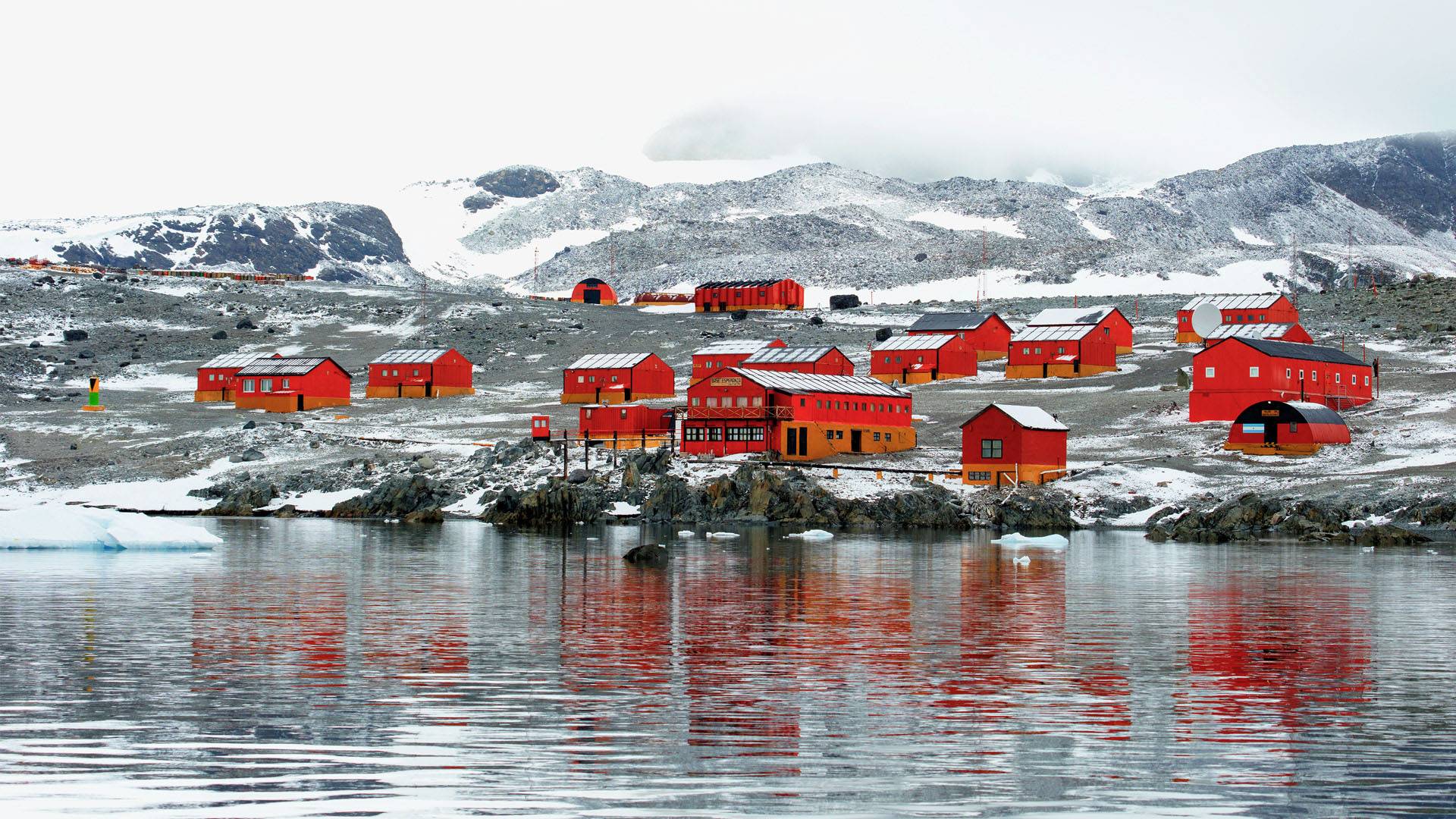 La importancia de permanecer operativos en la Antártida, año tras año